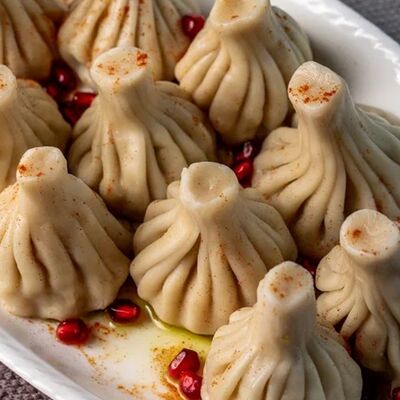 Хинкали с картофелем и грибами в Нино по цене 140 ₽