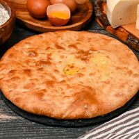 Хачапури хабизгина с сыром и картофелем в Кафе Тбилисоба