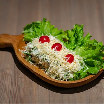 Салат Цезарь в Наш Лаваш по цене 285 ₽