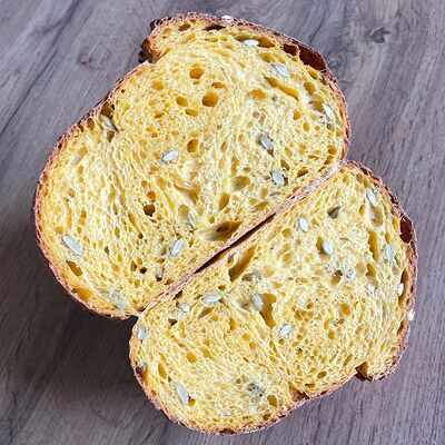 Тыквенный хлеб на живой закваске в АМ по цене 240 ₽