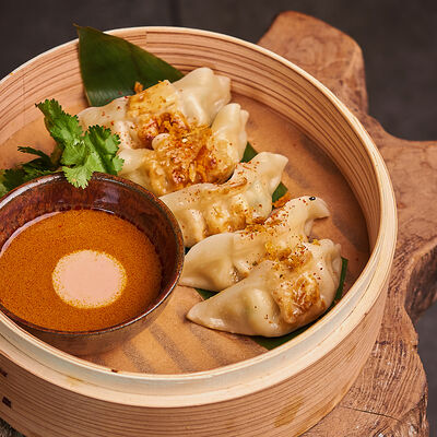 Гедза Том ям-креветка в Zuka по цене 890 ₽