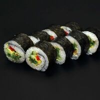Холодный ролл с чукой в Total Sushi