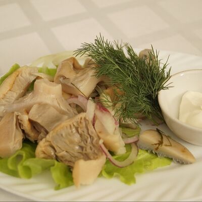 Грузди со сметаной в Тианети по цене 630 ₽