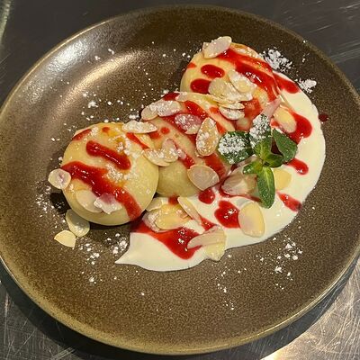 Сырники Moonlight в Moonlight Cafe по цене 690 ₽