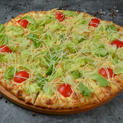 Пицца Цезарь в Шашлычный дворик по цене 1200 ₽