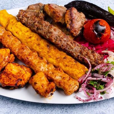 Сет Шашлыков Трио в Сокровище Premium & Grill по цене 3690 ₽