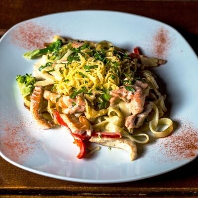 Паста с семгой в Баррель по цене 864 ₽