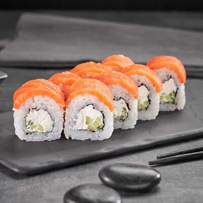 Филадельфия лайт сяке в Суши Мастер по цене 229 ₽