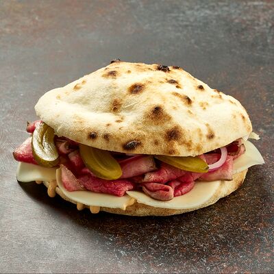 Пучча с рваной говядинойв Cosmo пицца пучча по цене 647 ₽