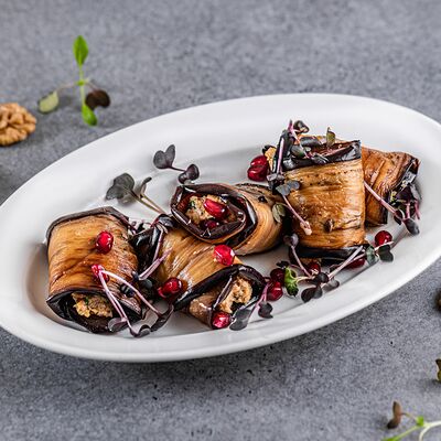 Баклажаны с орехами в Три Кувшина по цене 495 ₽