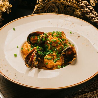 Паста с морепродуктами в соусе Том ям в Ташкент по цене 590