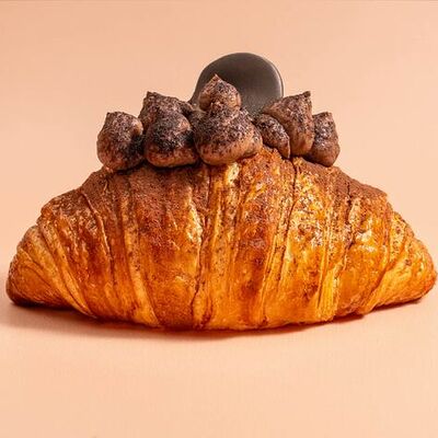 Круассан Шоколадный в Кулинария Патрик & Мари по цене 303 ₽