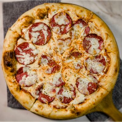 Пицца Милано (30) в Restobar Первый & Ресторан доставки Личный повар по цене 549 ₽