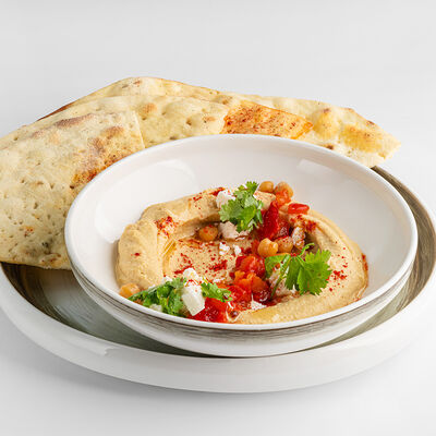 Хумус с фетой и маринованным перцем в Муссоны по цене 370 ₽