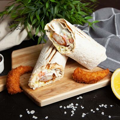 Шаурма с королевскими креветкамив Kebab Street по цене 690 ₽