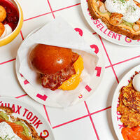 Логотип Eggsellent