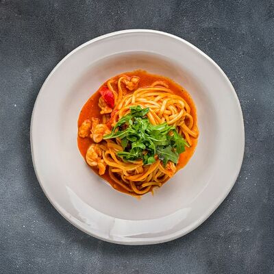 Лингвини с креветками (Our Famous Prawn Linguine) в Matteos по цене 990 ₽