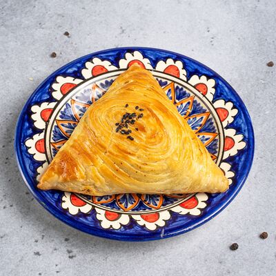 Самса с говядиной в Центр Плова по цене 159 ₽