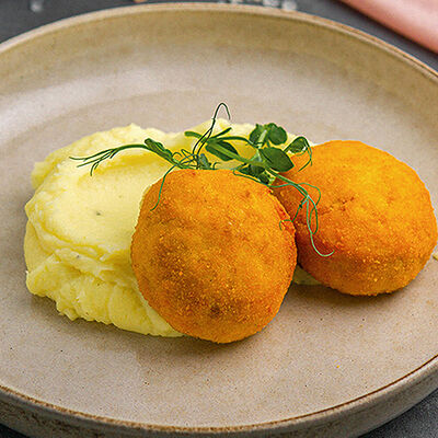 Куриные котлеты с пюре в Престо по цене 590 ₽