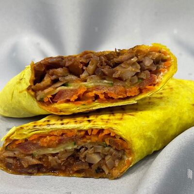 Шаурма Супер-Чиз с говядинойв Doner Time Shawarma по цене 385 ₽