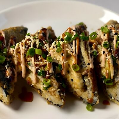 Суши-сэндвич с Курицей в WoKING по цене 560 ₽