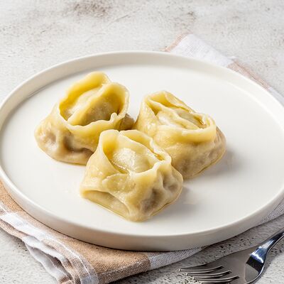 Манты со свининой и говядиной отварныев Сели-Съели по цене 300 ₽