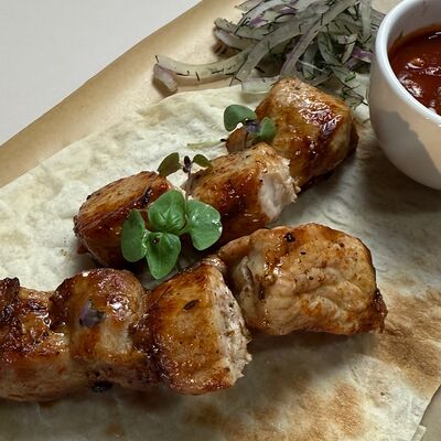 Шашлык из свиной шеив MOOD по цене 540 ₽