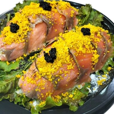 Фирменный салат Мимоза с лососем в Лавр по цене 799 ₽