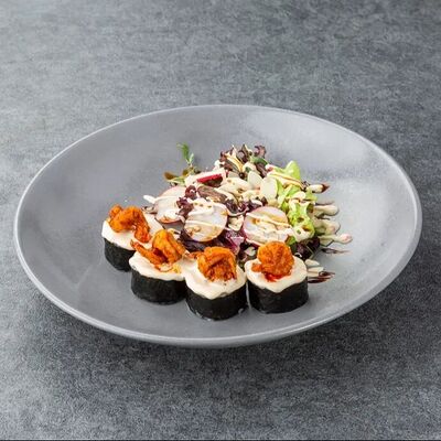 Ролл Краб с жареной креветкой и соусом айоли в Delmario по цене 545 ₽