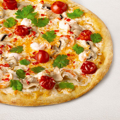 Том ям с креветками тонкое тесто 30см в Суши Wok по цене 1019 ₽