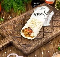 Шаурма с курицей в Бари Галуст кафе