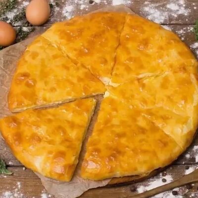 Хачапури с капустой и грецким орехом в Кулинария Оджахури по цене 630 ₽