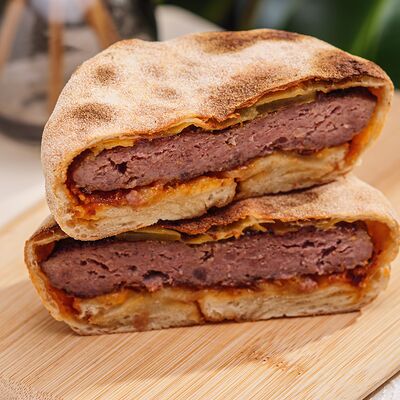 Татарский бургерв УРМАН кафе по цене 675 ₽