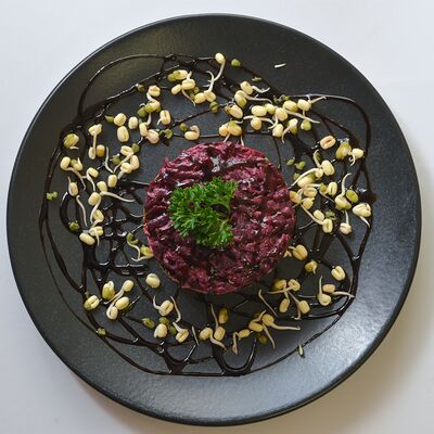 Водоросли под шубой в Вегетарианское кафе Мантра Бар по цене 470 ₽