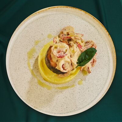 Лосось с пюре в Бали по цене 1700 ₽