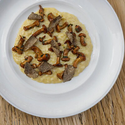 Ризотто с белыми грибами, трюфель в Loro по цене 2100 ₽