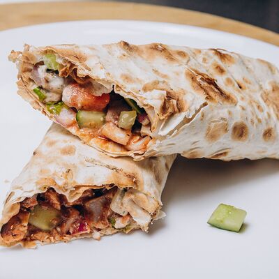 Шаурма из свинины в Мастер шашлыка по цене 500 ₽