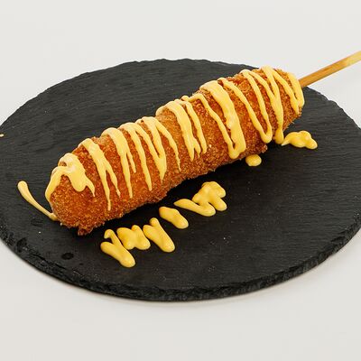 Корн-дог с сосиской в Male bubble по цене 220 ₽