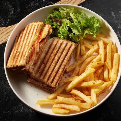 Сэндвич Clubв Binz по цене 490 ₽