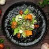 Салат с лососем и сливочным сыром в Luna lounge по цене 1139