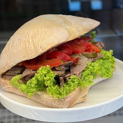 Сэндвич с ростбифомв Леденцы по цене 530 ₽