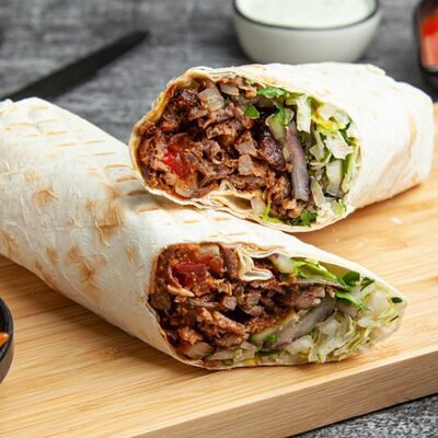 Донер из говядины в лаваше в Marmaris Steak House по цене 350 ₽