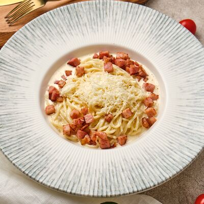 Паста Карбонара в Casa Trattoria по цене 710 ₽