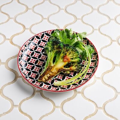 Брокколи запечённая в Maroon по цене 390 ₽