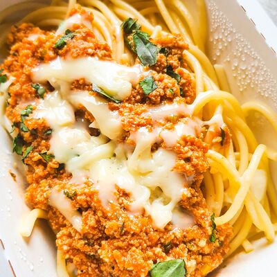 Спагетти Болоньезе в Foodiegram по цене 490 ₽