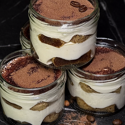 Тирамису в Red Rocket Bar по цене 320 ₽