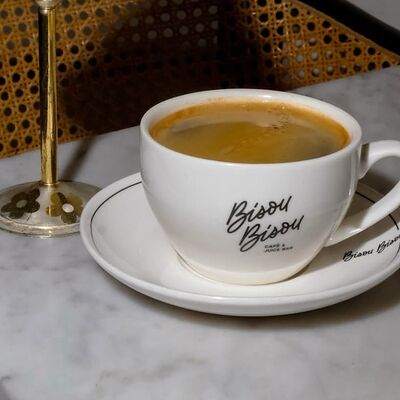Американо в Bisou Bisou Bistro по цене 330 ₽