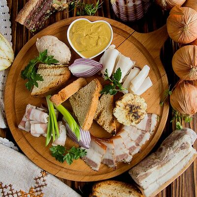 Сало по-гуцульски в Одесса по цене 322 ₽