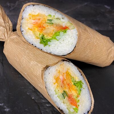 Суширито с креветкой в Akuma Rolls по цене 625 ₽