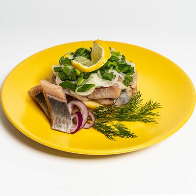 Салат картофельный с сельдью в Берег по цене 966 ₽